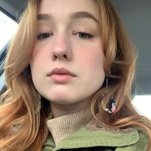 Meet your Posher, Elise